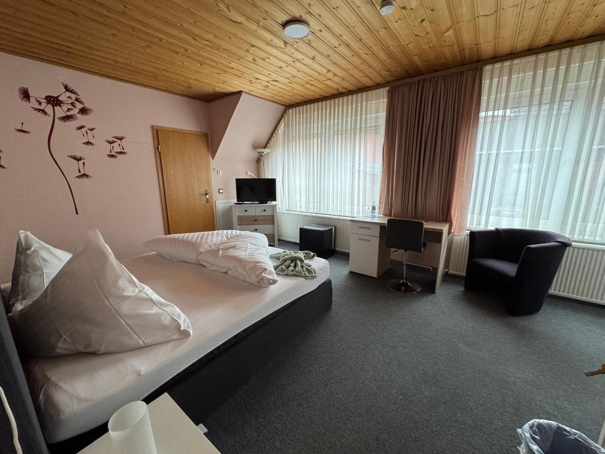 Hotel-Restaurant Christine لوبتس المظهر الخارجي الصورة